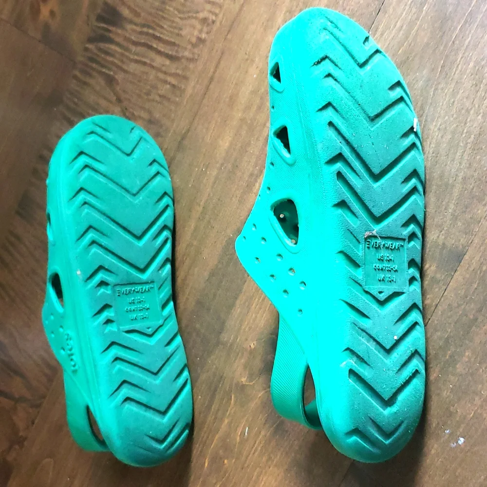 Green Kids 13 / 1 totes clog waterproof shoes *